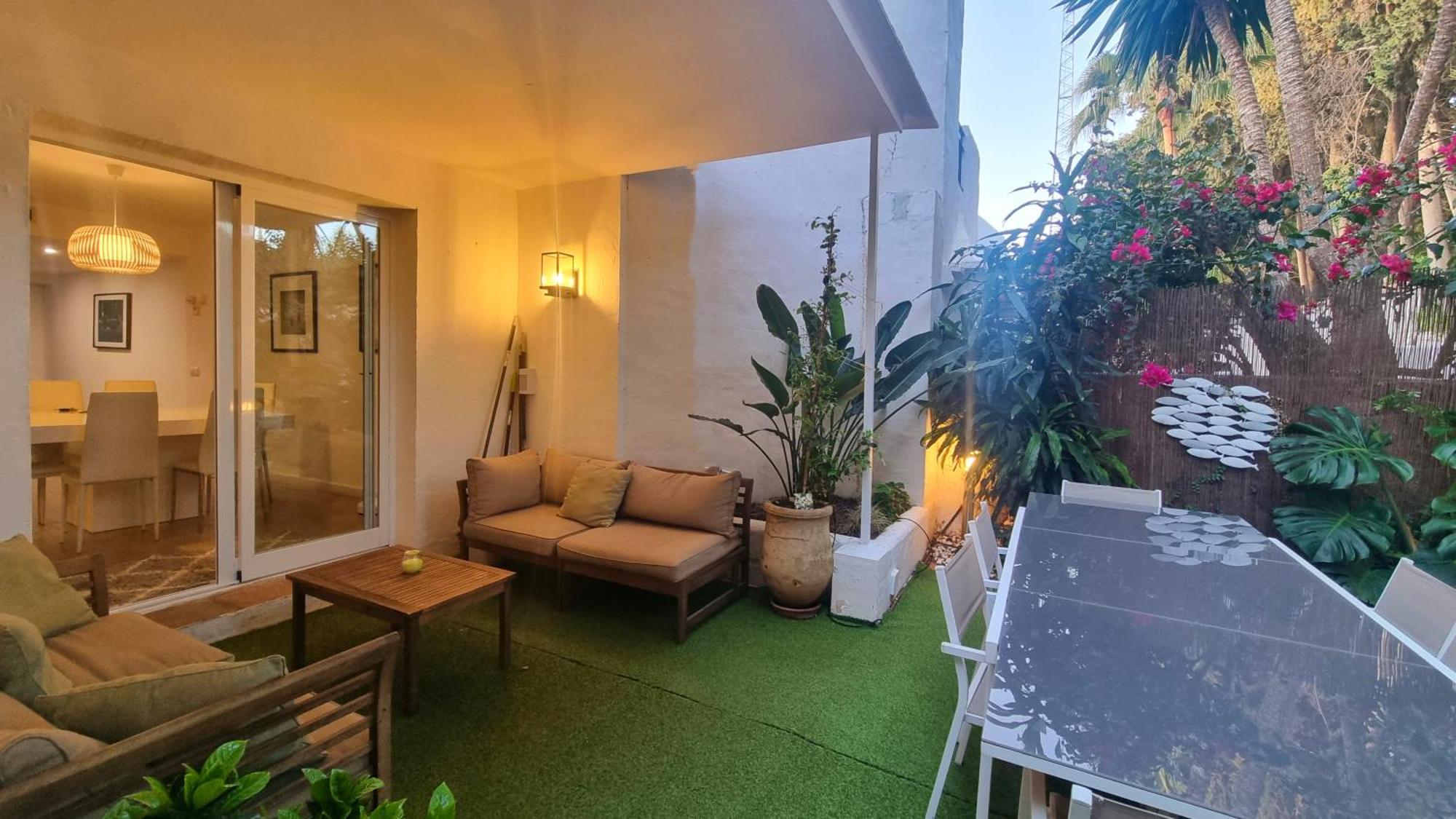 Вилла 4 Bed House With Pool Walk To Puerto Banus Fast Internet Марбелья Экстерьер фото